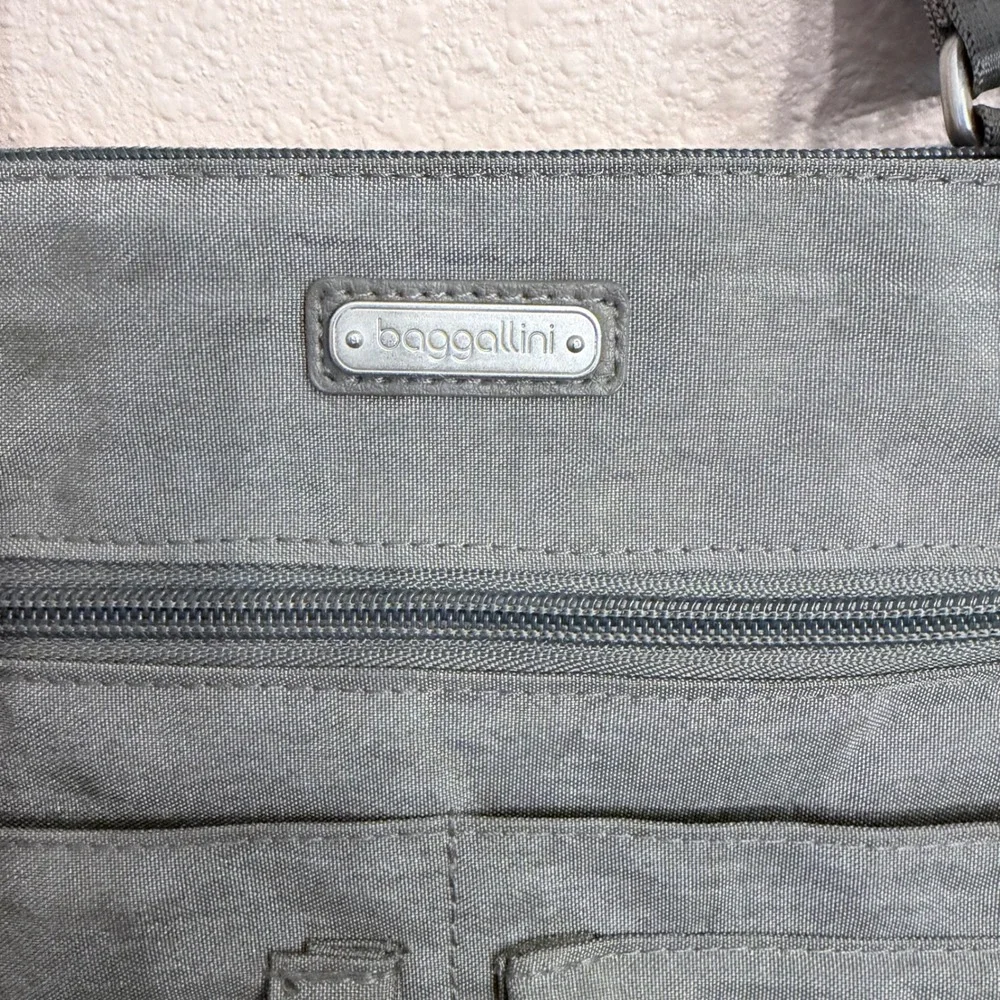 Baggallini Any Day Tote Bag Gray Nylon Travel Shoulder Crossbody Laptop Work Bag